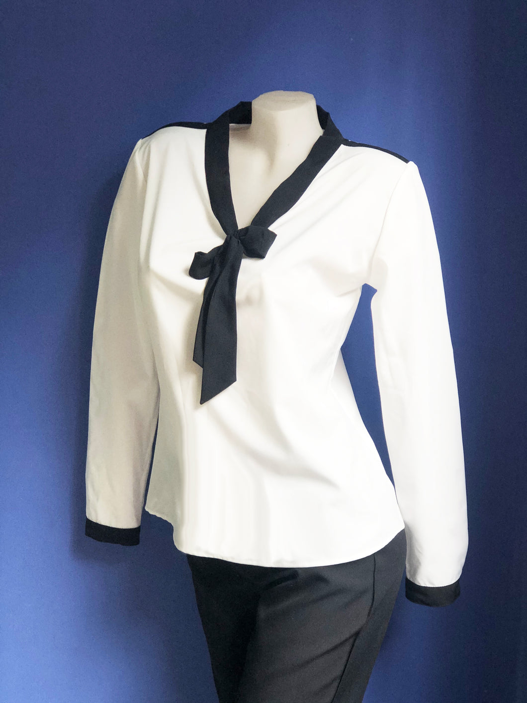 Blusa de Seda Mangas Largas